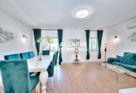 Excellent 4 bedroom villa near the Marina in Vilamoura, Algarve
