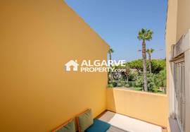 Excellent 4 bedroom villa near the Marina in Vilamoura, Algarve