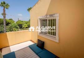 Excellent 4 bedroom villa near the Marina in Vilamoura, Algarve