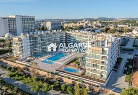 Beachfront 2 Bedroom Apartment close to Vilamoura Marina, Algarve