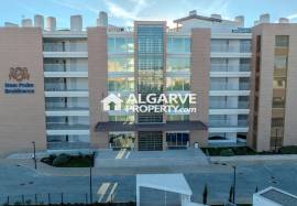 Beachfront 2 Bedroom Apartment close to Vilamoura Marina, Algarve