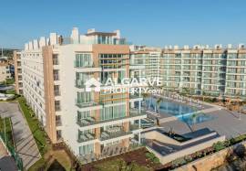 Beachfront 2 Bedroom Apartment close to Vilamoura Marina, Algarve