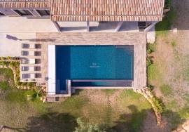 Charming Detached 3+1 Bedroom Villa | Pool,  Garage & High Sustainability | Lagoa