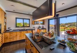 Charming Detached 3+1 Bedroom Villa | Pool,  Garage & High Sustainability | Lagoa
