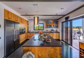 Charming Detached 3+1 Bedroom Villa | Pool,  Garage & High Sustainability | Lagoa