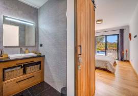Charming Detached 3+1 Bedroom Villa | Pool,  Garage & High Sustainability | Lagoa