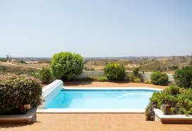 Tavira - Countryside 4-bedroom villa with sea views and pool
