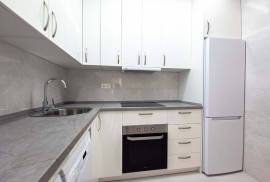 Apartment with tourist license and terrace 200 m from the beach