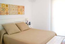 Modern home in Gran Alacant: 4 bedrooms, pool and private plot
