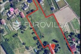 Osijek, Tvrđavica – Attractive Building Plot of 6,924 m² with a 40-Metre Frontage