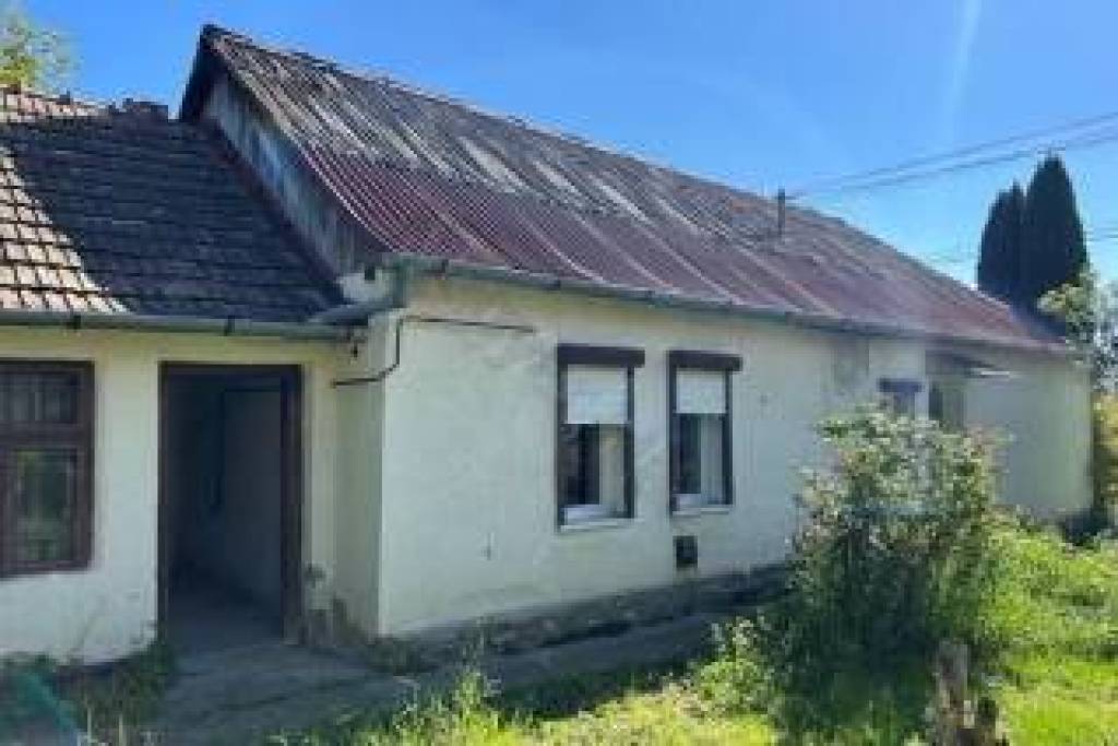 House in Lénárddaróc , Borsod-Abaúj-Zemplén