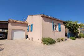Single-Storey Villa With 125 M2 Of Living Space On 579 M2 Of Land With Swimming Pool, Near Pezenas.