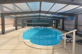 Single-Storey Villa With 125 M2 Of Living Space On 579 M2 Of Land With Swimming Pool, Near Pezenas.