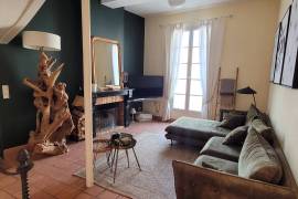 Superb Charming House Renovated With High-End Materials, 230 M2 Of Living Space On 510 M2 Of Enclosed Land With A Swimming Pool.