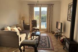 Single Storey Villa With Main Residence And Gite, On A Landscaped Plot Of 599 M2 With Pool.