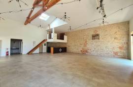 Beautiful Domain With Main House, Guest House, Reception Room And Annexes On 32888 M2 Of Land With Views Great Potential