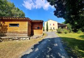 Beautiful Domain With Main House, Guest House, Reception Room And Annexes On 32888 M2 Of Land With Views Great Potential