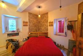 Beautiful Domain With Main House, Guest House, Reception Room And Annexes On 32888 M2 Of Land With Views Great Potential