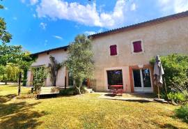 Beautiful Domain With Main House, Guest House, Reception Room And Annexes On 32888 M2 Of Land With Views Great Potential
