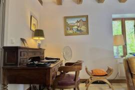 Detached Country House with Swimming Pool and Open Views
