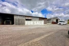 Equestrian Property with Facilities by the Coast
