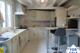 Fantastic Country House with Open Views