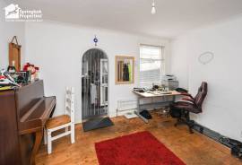 3 bedroom, Semi-detached house for sale 3 bedroom, Semi-detached house for sale