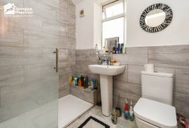 3 bedroom, Semi-detached house for sale 3 bedroom, Semi-detached house for sale