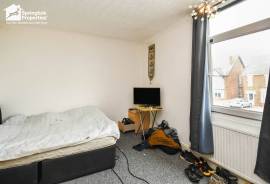 3 bedroom, Semi-detached house for sale 3 bedroom, Semi-detached house for sale