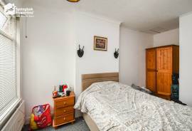 3 bedroom, Semi-detached house for sale 3 bedroom, Semi-detached house for sale