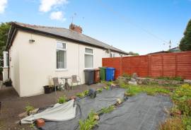 2 bedroom, Semi-detached bungalow for sale