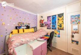 3 bedroom, Semi-detached bungalow for sale