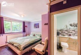 3 bedroom, Semi-detached bungalow for sale
