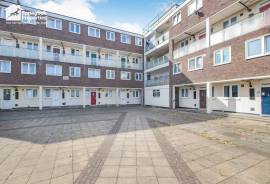 2 bedroom, Maisonette for sale