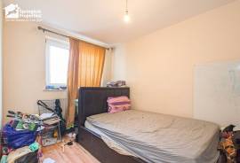 2 bedroom, Maisonette for sale