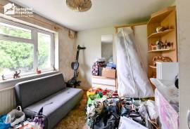 4 bedroom, Semi-detached house for sale