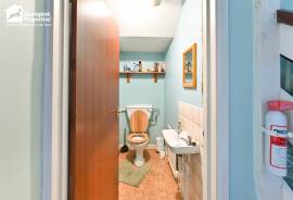 4 bedroom, Semi-detached house for sale