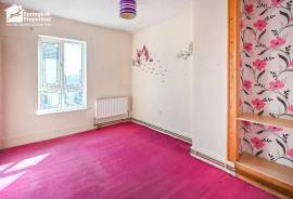 2 bedroom, Terraced House for sale
