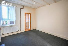 2 bedroom, Terraced House for sale