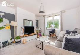 3 bedroom, Detached house for sale