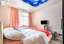 3 bedroom, Terraced House for sale