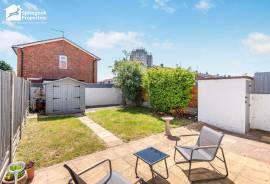 3 bedroom, Terraced House for sale