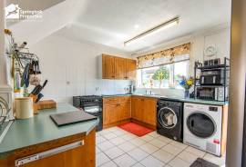 3 bedroom, Terraced House for sale