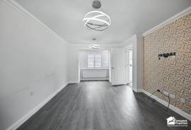3 bedroom, Terraced House for sale