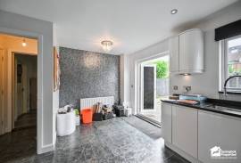 3 bedroom, Terraced House for sale
