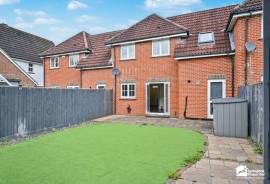 3 bedroom, Terraced House for sale