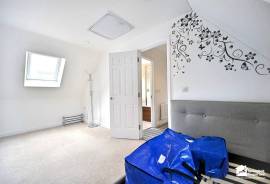 3 bedroom, Terraced House for sale