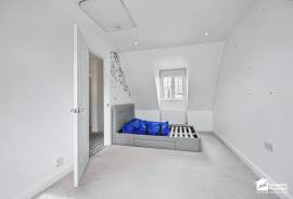 3 bedroom, Terraced House for sale