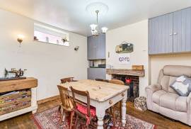 2 bedroom, Bungalow for sale