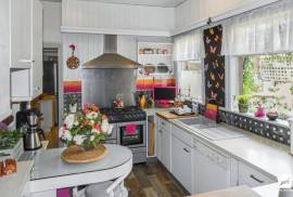 5 bedroom, Terraced House for sale